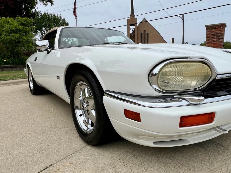 1996 Jaguar XJS - Image 16 of 31