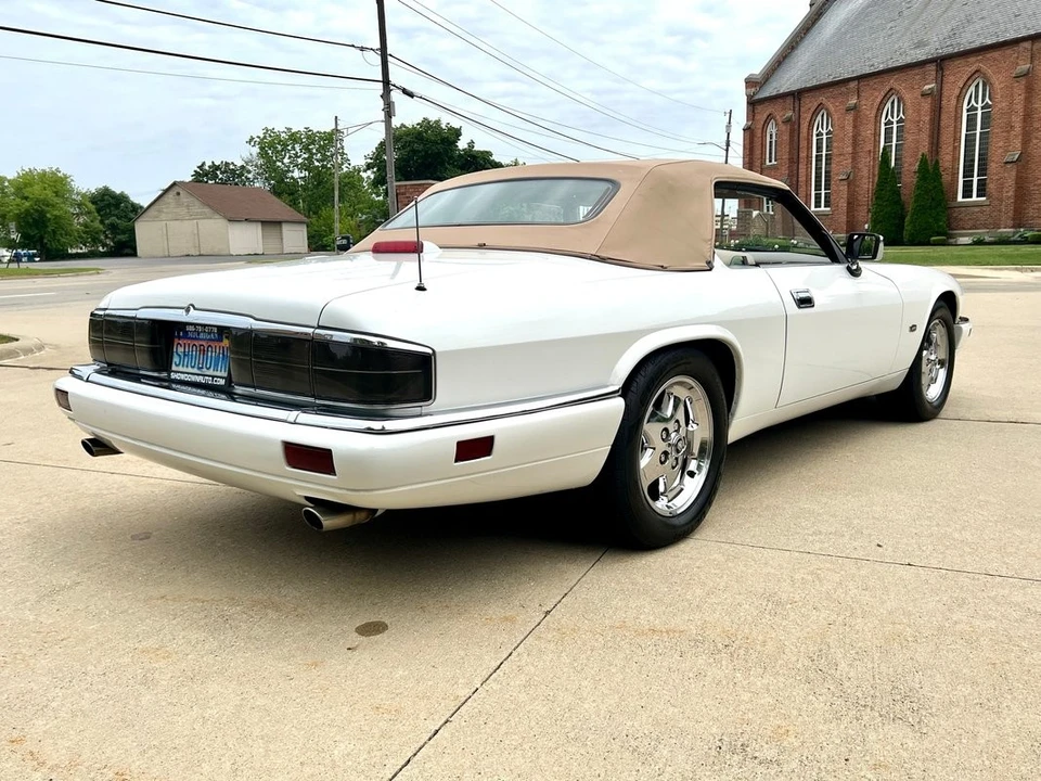 1996 Jaguar XJS - Image 5 of 31