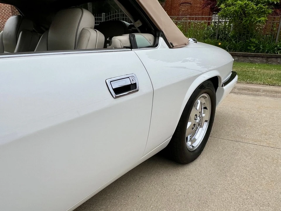 1996 Jaguar XJS - Image 22 of 31