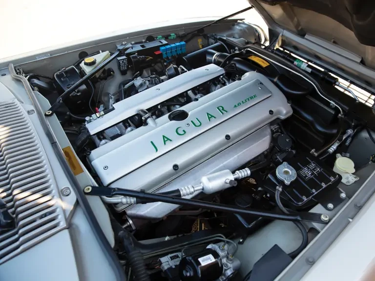 1996 Jaguar XJS - Image 4 of 31