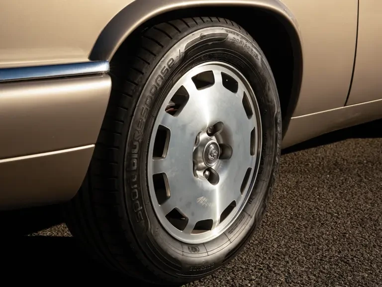 1996 Jaguar XJS - Image 25 of 31