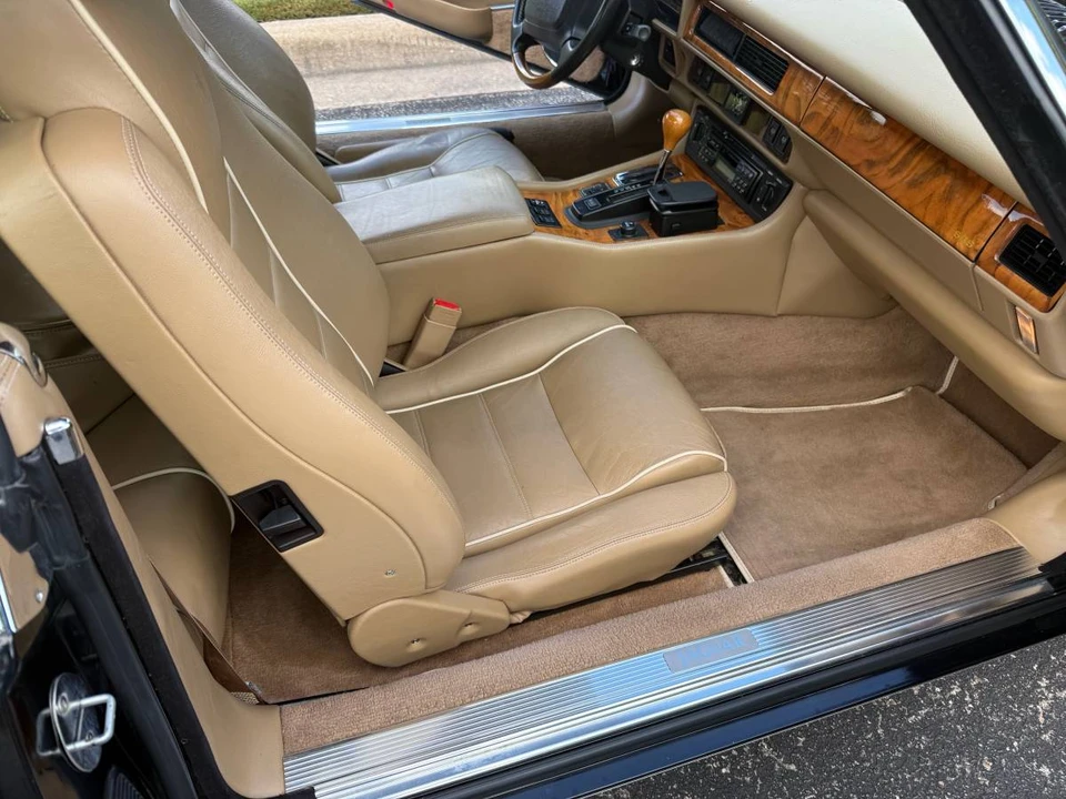 1996 Jaguar XJS Convertible - Image 10 of 24