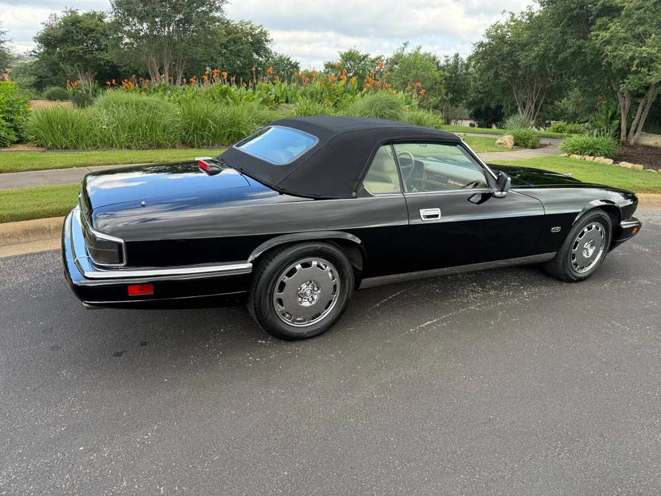 1996 Jaguar XJS Convertible - Image 9 of 24