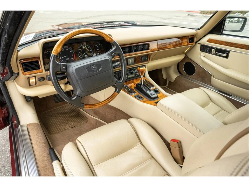 1996 Jaguar XJS Convertible - Image 27 of 31