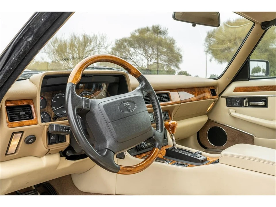 1996 Jaguar XJS Convertible - Image 30 of 31