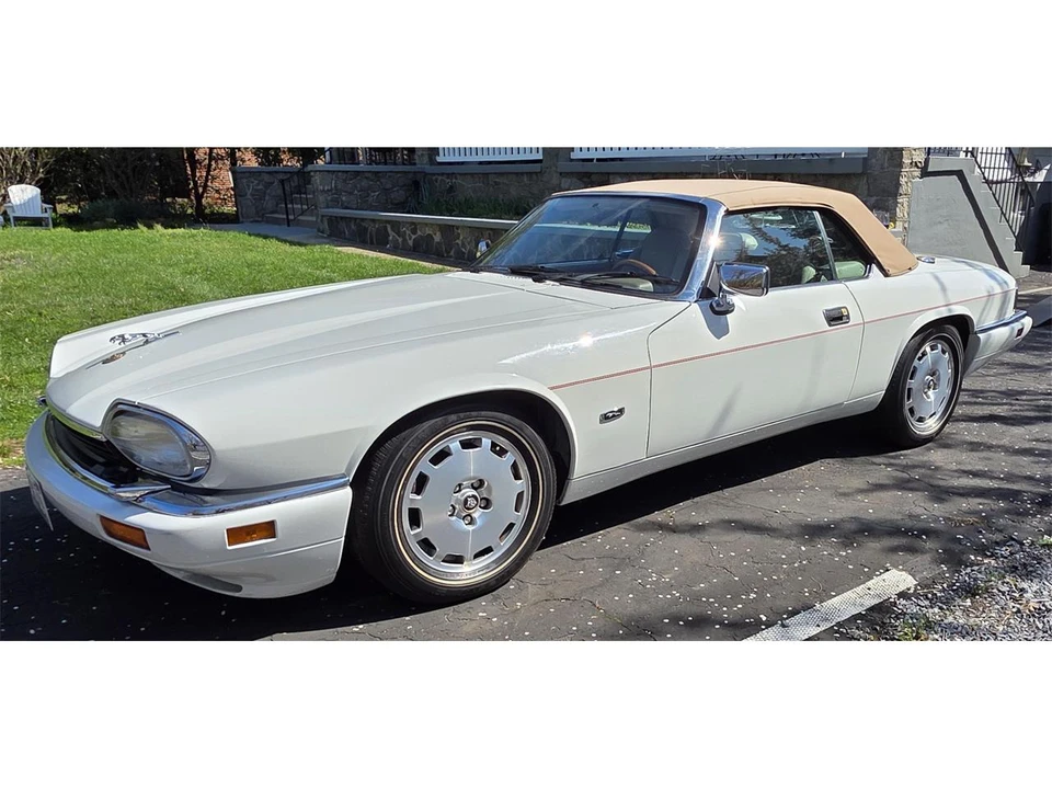 1996 Jaguar XJS Convertible - Image 2 of 31