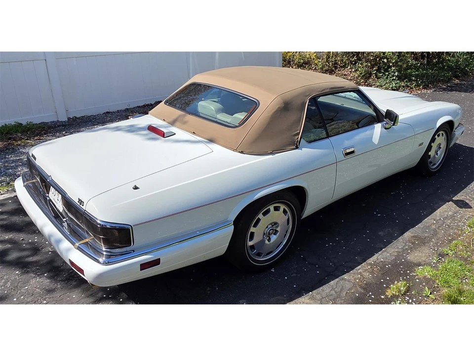 1996 Jaguar XJS Convertible - Image 12 of 31