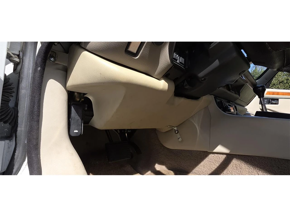 1996 Jaguar XJS Convertible - Image 26 of 31