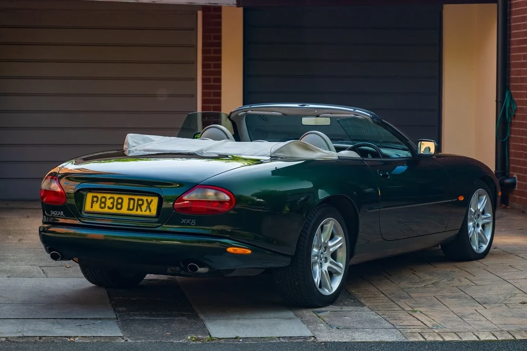 1996 Jaguar X100 XK8 - Image 25 of 30
