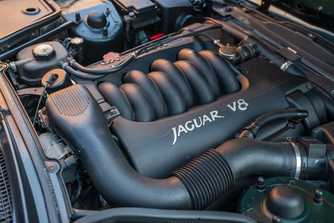 1996 Jaguar X100 XK8 - Image 11 of 30