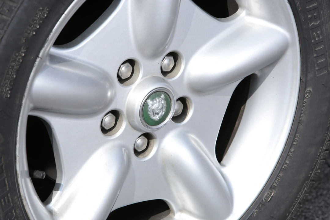 1996 Jaguar X100 XK8 - Image 2 of 6
