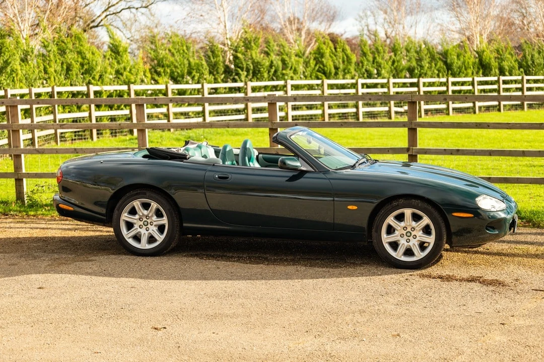 1996 Jaguar X100 XK8 - Image 27 of 30