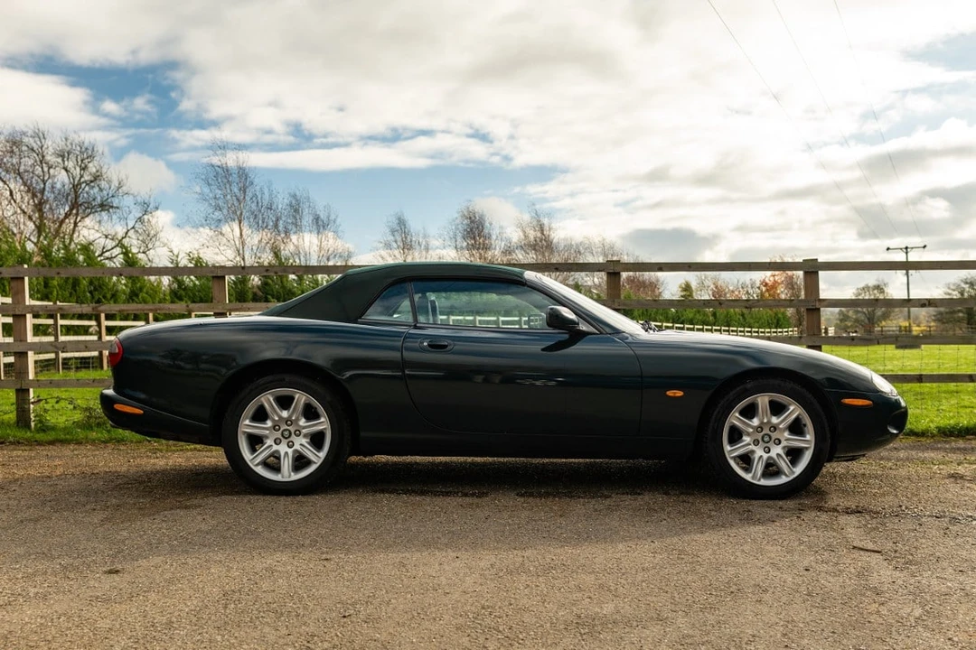 1996 Jaguar X100 XK8 - Image 17 of 30