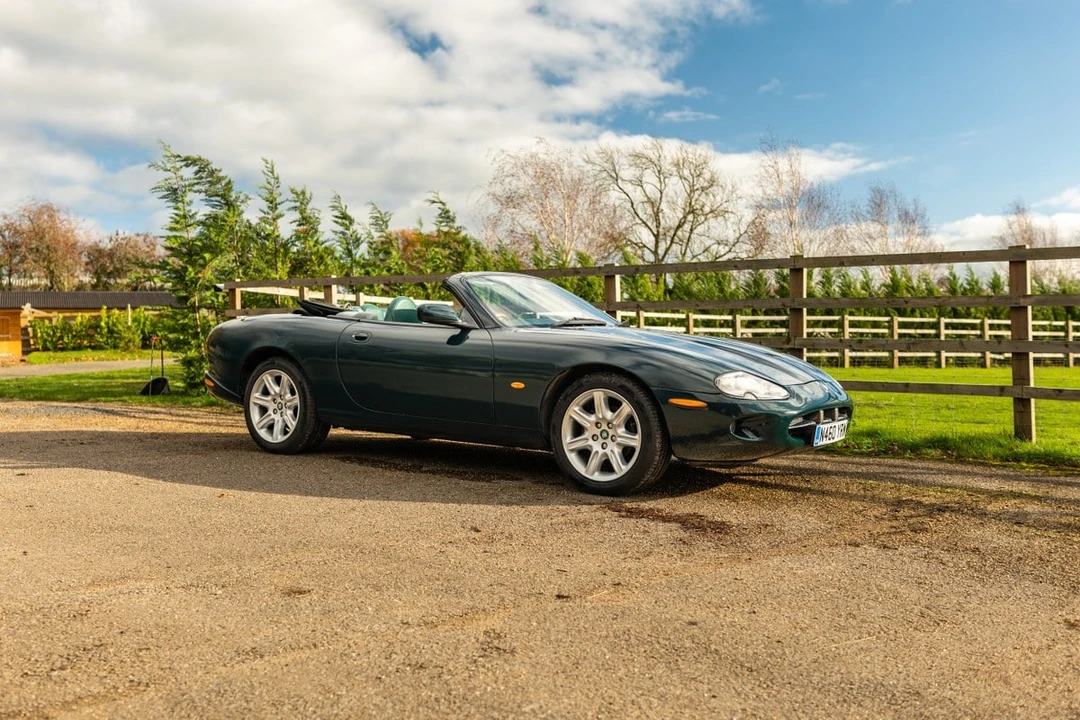 1996 Jaguar X100 XK8 - Image 16 of 30