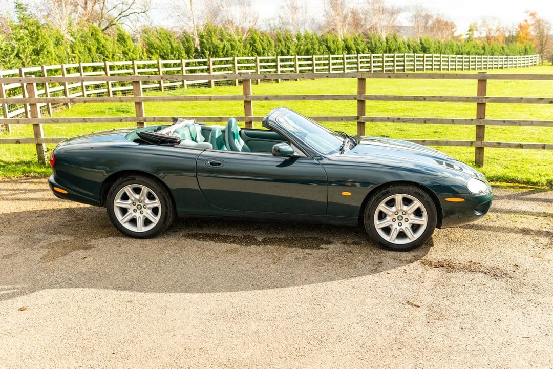 1996 Jaguar X100 XK8 - Image 10 of 30
