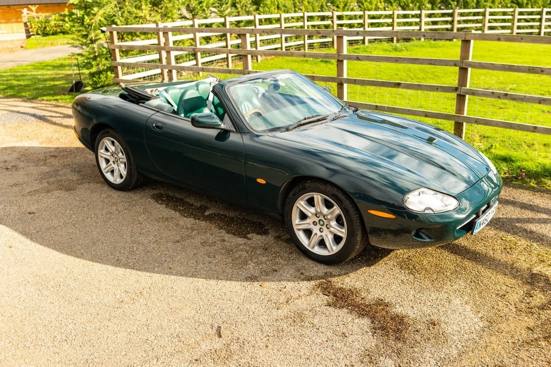 1996 Jaguar X100 XK8 - Image 11 of 30