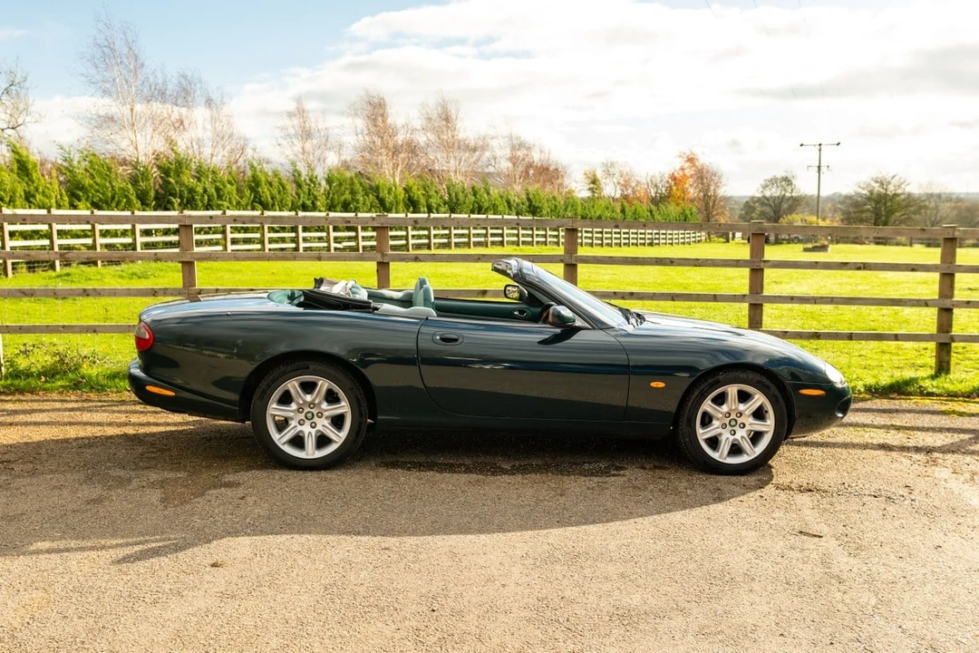 1996 Jaguar X100 XK8 - Image 4 of 30