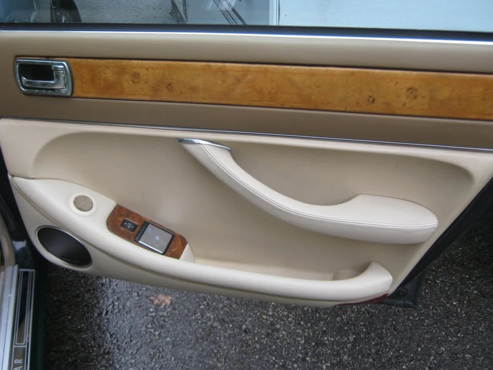 1996 Jaguar X300 XJ - Image 4 of 15