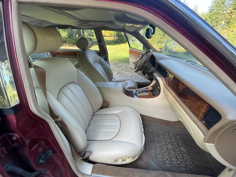 1996 Jaguar X300 XJ - Image 11 of 15