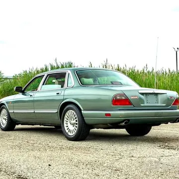 1996 Jaguar Vanden Plas