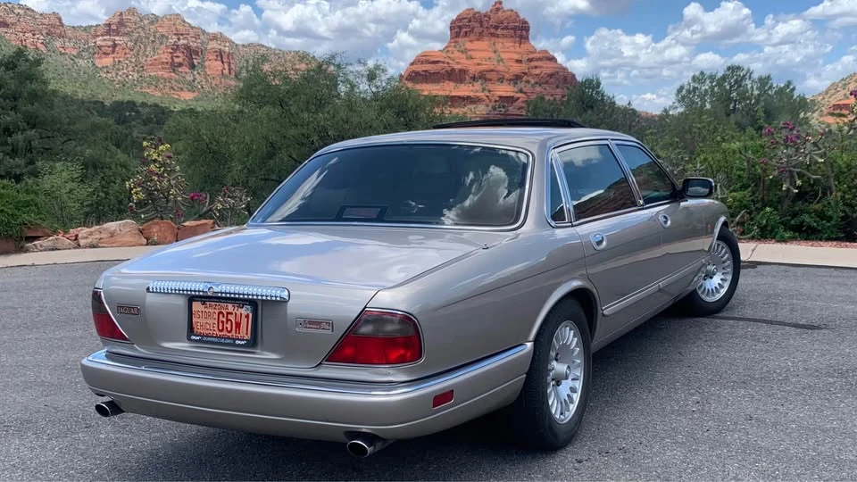 1996 Jaguar X300 XJ - Image 5 of 11