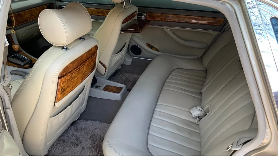 1996 Jaguar X300 XJ - Image 10 of 11