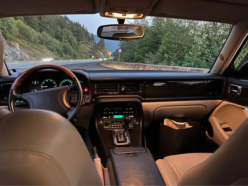 1996 Jaguar X300 XJ - Image 2 of 11