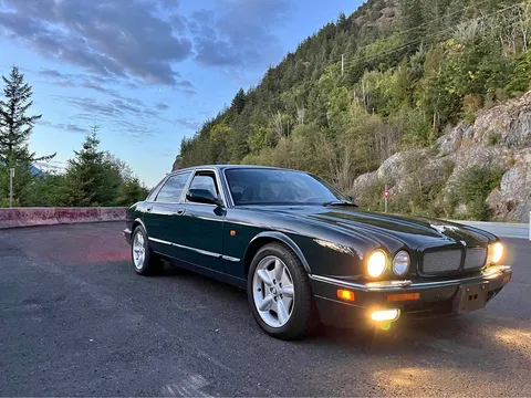 1996 Jaguar XJR