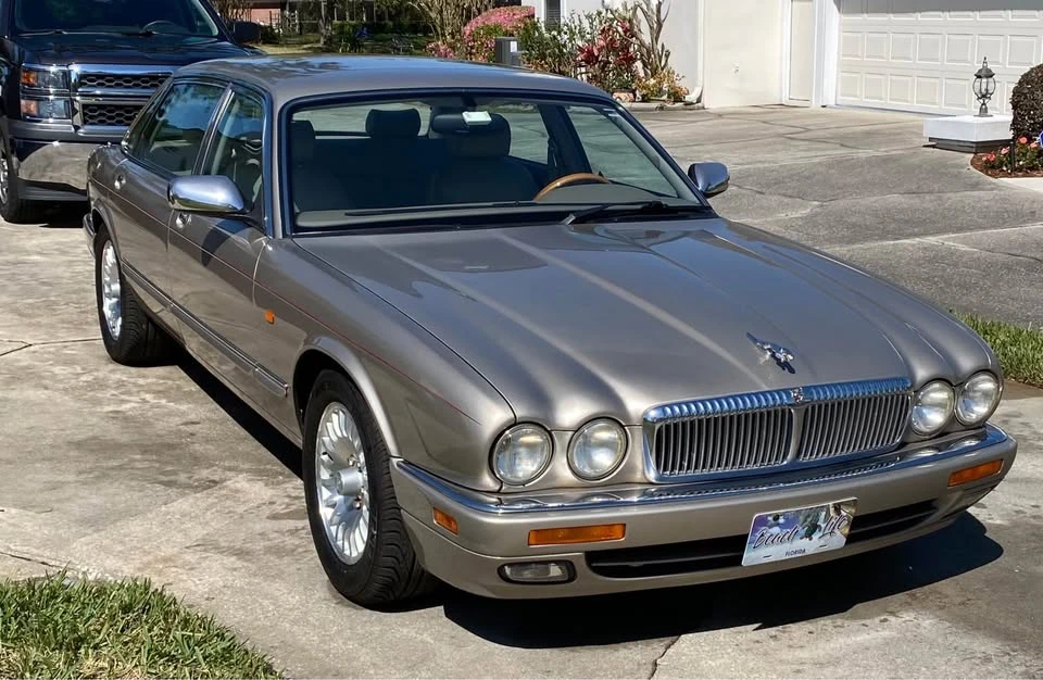 1996 Jaguar X300 XJ - Image 2 of 7