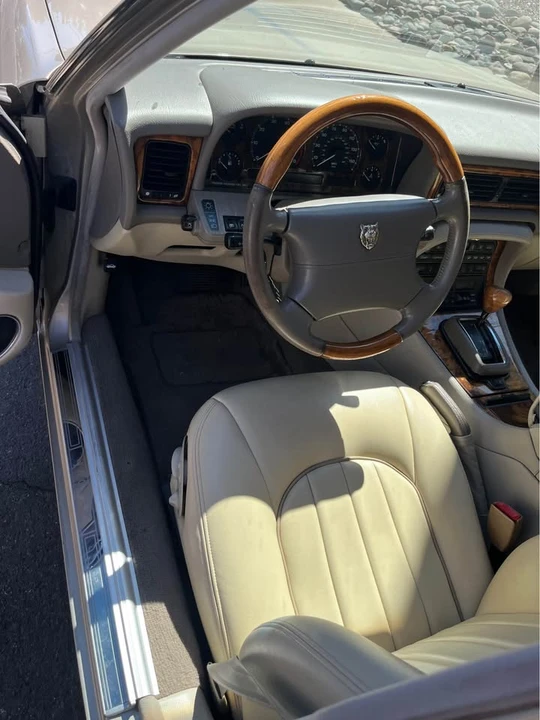 1996 Jaguar X300 XJ - Image 2 of 6