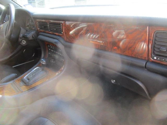 1996 Jaguar X300 XJ - Image 19 of 20
