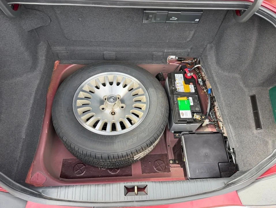1996 Jaguar X300 XJ - Image 14 of 14