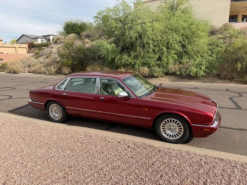 1996 Jaguar X300 XJ - Image 2 of 14