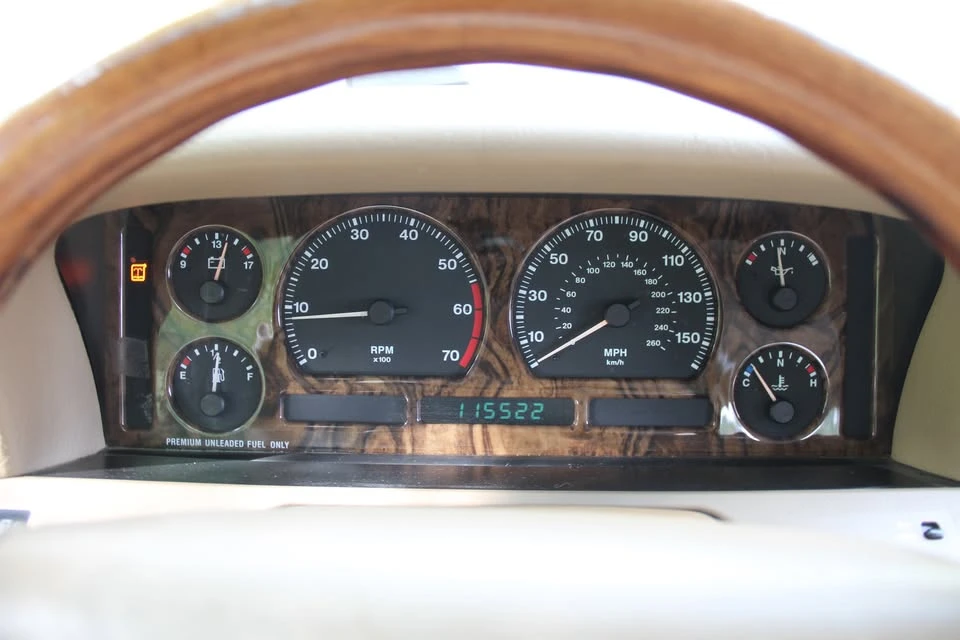1996 Jaguar X300 XJ - Image 10 of 20