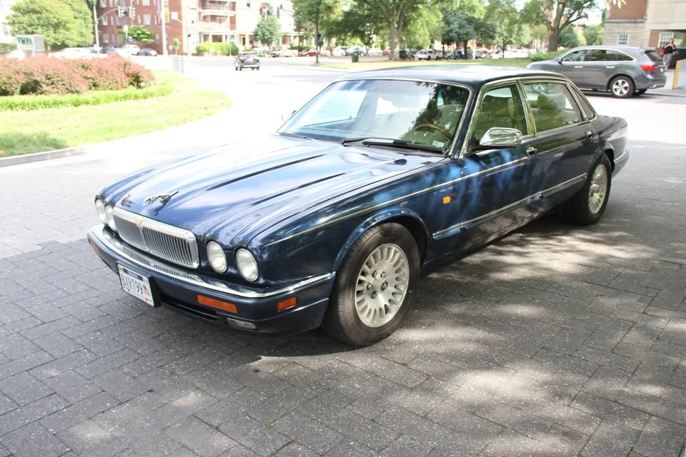 1996 Jaguar X300 XJ - Image 16 of 20