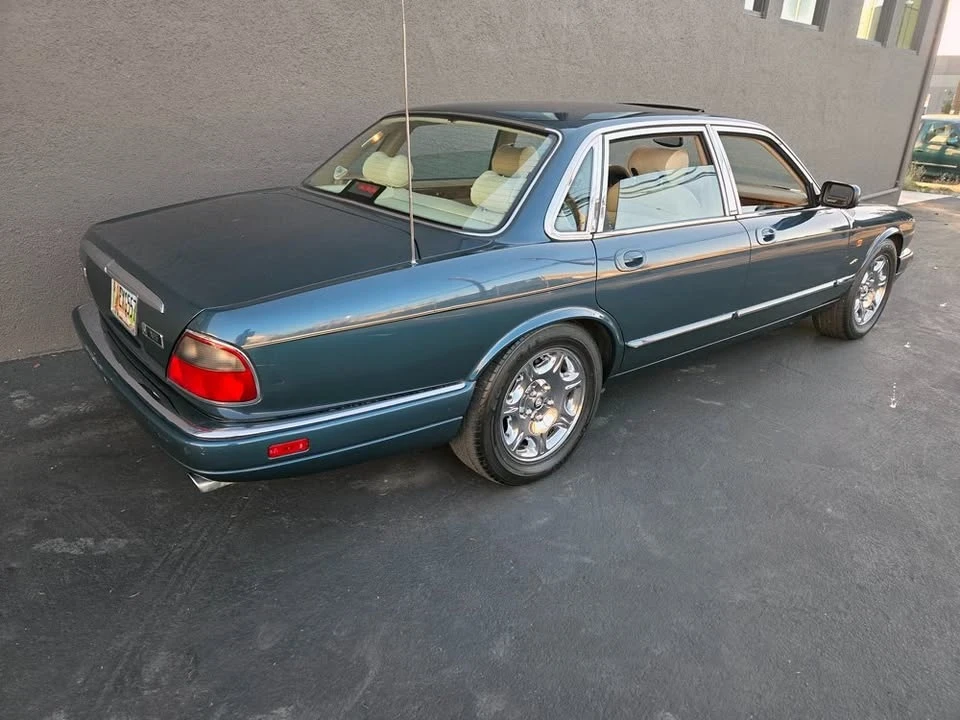 1996 Jaguar X300 XJ - Image 2 of 19