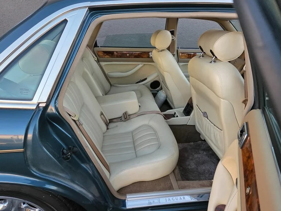 1996 Jaguar X300 XJ - Image 13 of 19