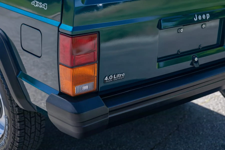 1996 Jeep XJ Cherokee - Image 8 of 28