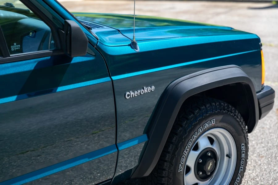 1996 Jeep XJ Cherokee - Image 16 of 28