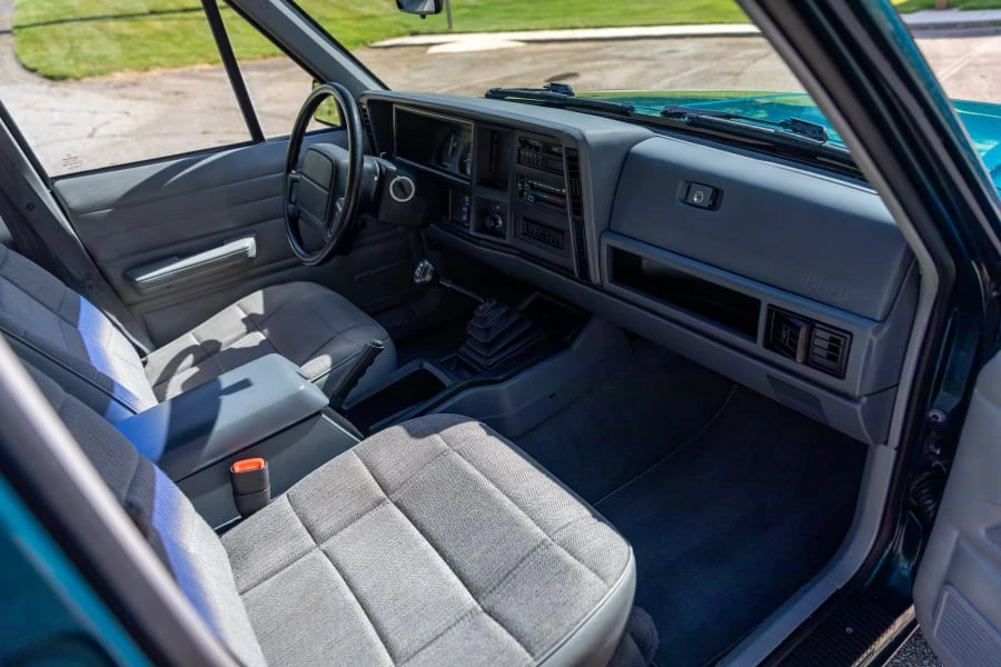 1996 Jeep XJ Cherokee - Image 17 of 28