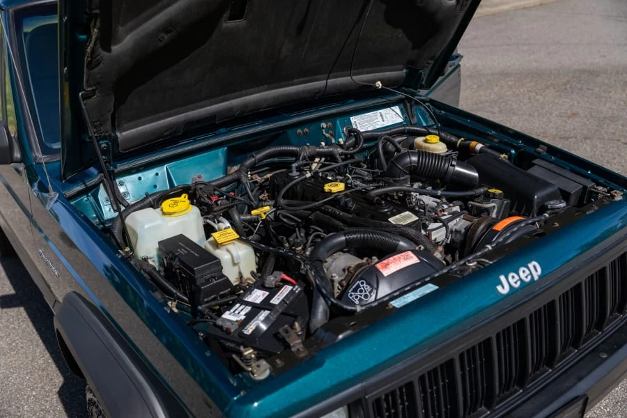 1996 Jeep XJ Cherokee - Image 27 of 28