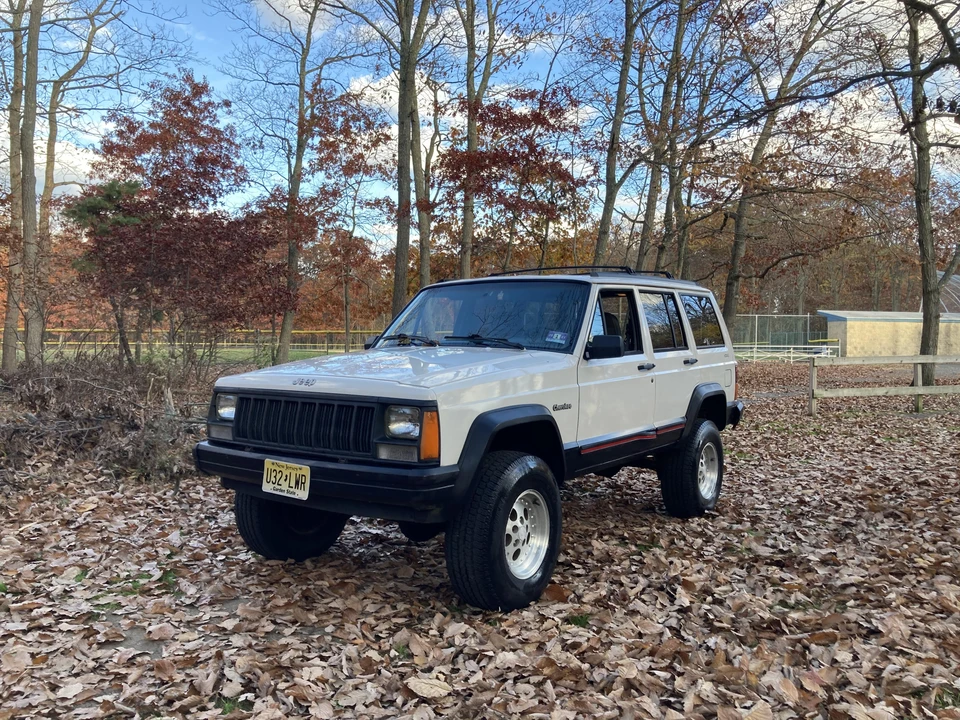 1996 Jeep XJ Cherokee - Image 9 of 31