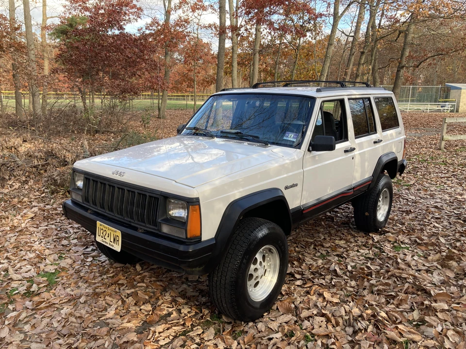 1996 Jeep XJ Cherokee - Image 12 of 31