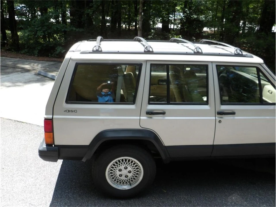 1996 Jeep XJ Cherokee - Image 28 of 31