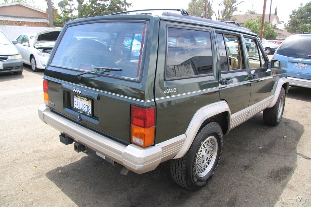 1996 Jeep XJ Cherokee - Image 9 of 21