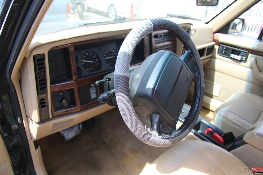 1996 Jeep XJ Cherokee - Image 15 of 21