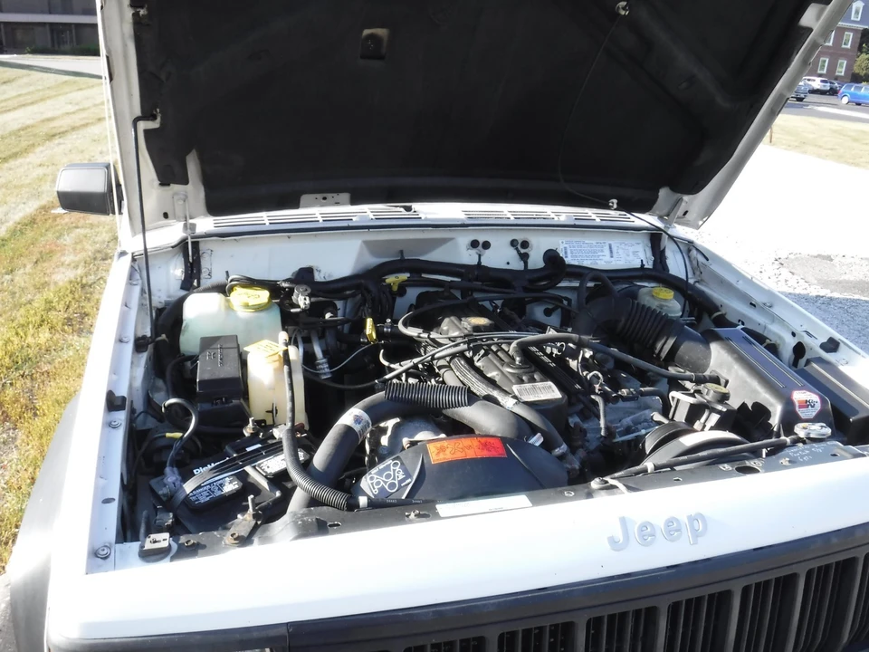 1996 Jeep XJ Cherokee - Image 10 of 21
