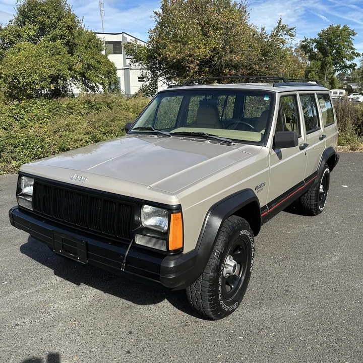 1996 Jeep XJ Cherokee - Image 9 of 21