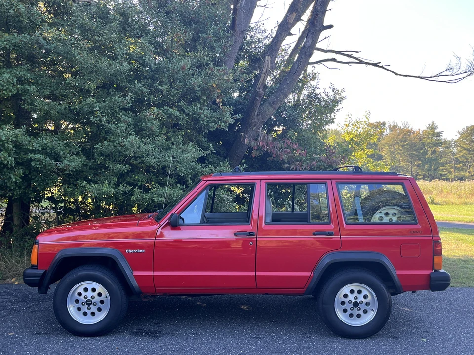 1996 Jeep XJ Cherokee - Image 14 of 31