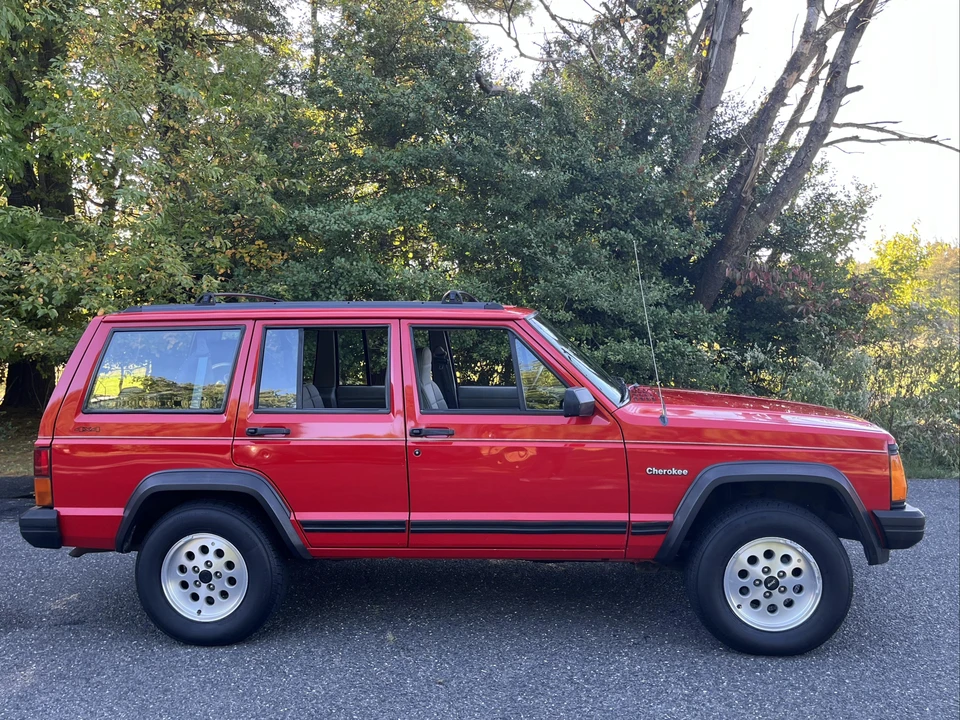 1996 Jeep XJ Cherokee - Image 22 of 31